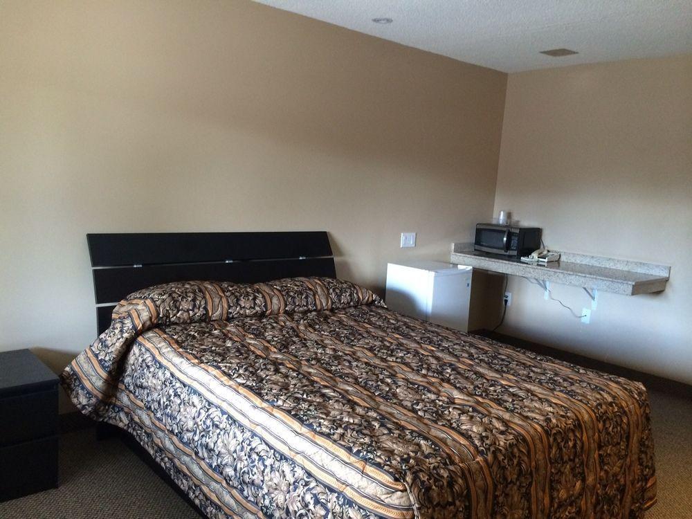 Barrie Motel Ngoại thất bức ảnh