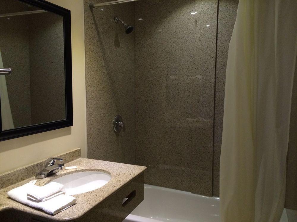 Barrie Motel Ngoại thất bức ảnh